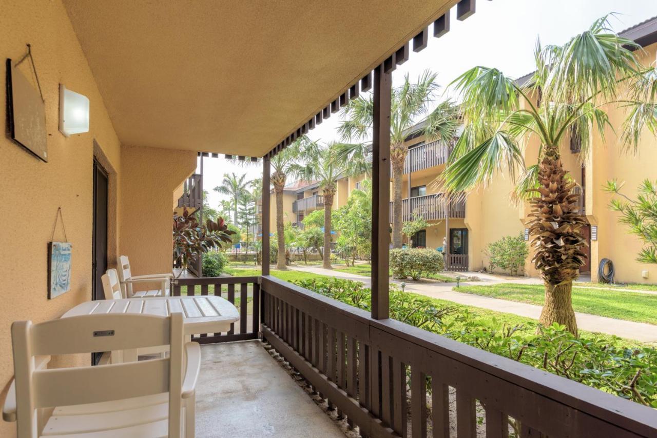 Tiki 133 - Just Steps From The Beach South Padre Island Exterior photo